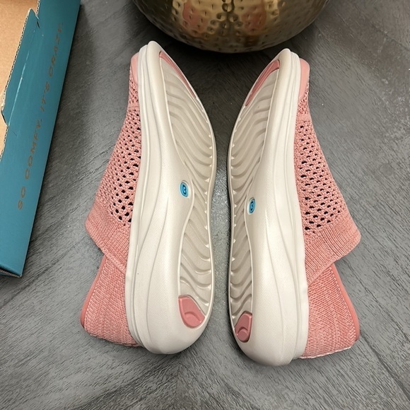 BZees Breathable Slip-On Loafers - Charlie (WIDE) - Picture 7 of 12